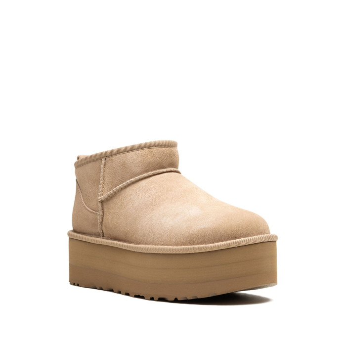 Botte Classic Ultra Mini À Plateforme
